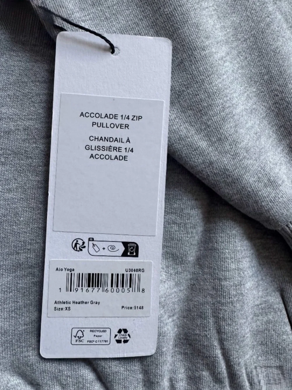 ALO Yoga Accolade 1/4 Zip Women’s Light Gray Pullover Sweatshirt